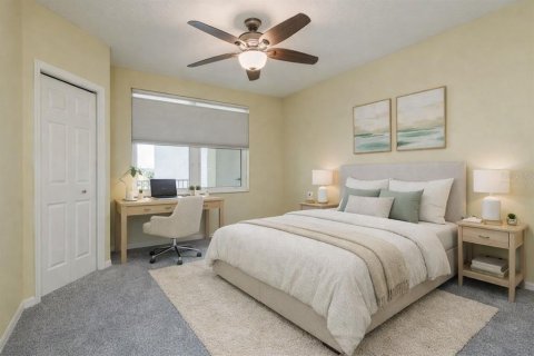 Condo in Largo, Florida, 2 bedrooms № 2145219 - photo 16