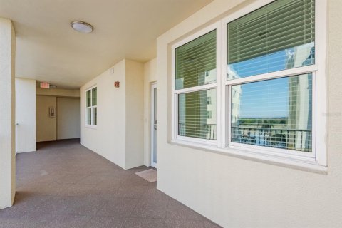 Condo in Largo, Florida, 2 bedrooms № 2145219 - photo 5