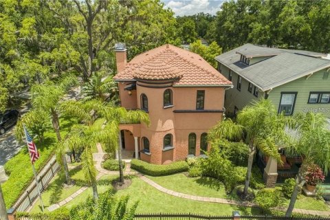 House in Orlando, Florida 5 bedrooms, 392.98 sq.m. № 2143854 - photo 6