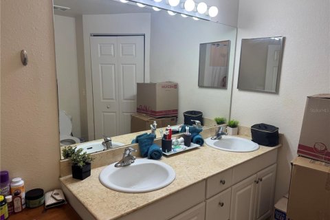 Adosado en venta en Kissimmee, Florida, 3 dormitorios, 120.77 m2 № 1893607 - foto 10