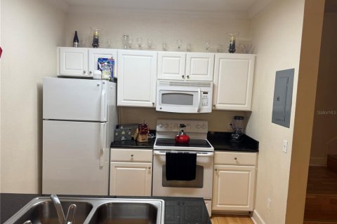 Adosado en venta en Kissimmee, Florida, 3 dormitorios, 120.77 m2 № 1893607 - foto 17