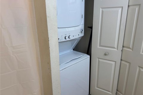 Adosado en venta en Kissimmee, Florida, 3 dormitorios, 120.77 m2 № 1893607 - foto 15
