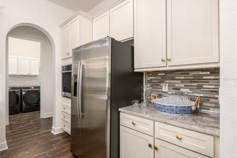 Купить виллу или дом в Уэсли-Чепел, Флорида 6 комнат, 172.89м2, № 2151441 - фото 26