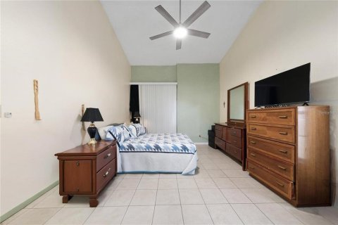 Casa en venta en Kissimmee, Florida, 3 dormitorios, 166.3 m2 № 2200812 - foto 13