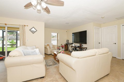 Villa ou maison à vendre à Port St. Lucie, Floride: 4 chambres, 184.6 m2 № 2176508 - photo 17