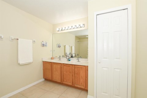 Villa ou maison à vendre à Port St. Lucie, Floride: 4 chambres, 184.6 m2 № 2176508 - photo 13