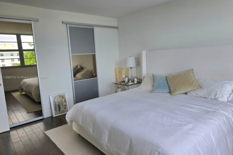 Condominio en venta en Miami Beach, Florida, 1 dormitorio, 91.51 m2 № 1979515 - foto 16