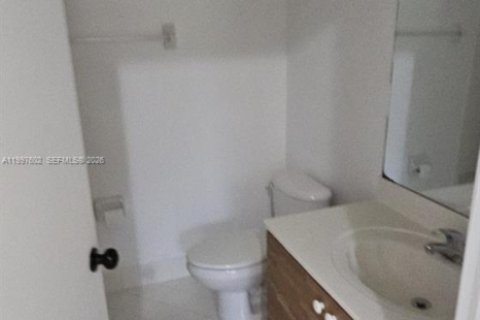 Copropriété à louer à Homestead, Floride: 3 chambres, 109.25 m2 № 2256184 - photo 25