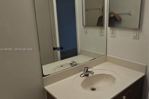 Copropriété à louer à Homestead, Floride: 3 chambres, 109.25 m2 № 2256184 - photo 17
