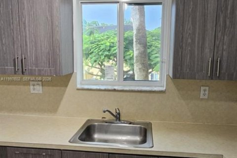 Copropriété à louer à Homestead, Floride: 3 chambres, 109.25 m2 № 2256184 - photo 24