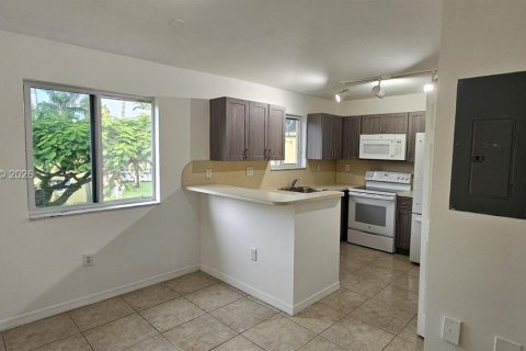 Copropriété à louer à Homestead, Floride: 3 chambres, 109.25 m2 № 2256184 - photo 22