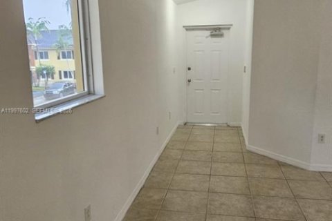 Copropriété à louer à Homestead, Floride: 3 chambres, 109.25 m2 № 2256184 - photo 28