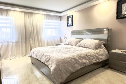 Condominio en venta en Hollywood, Florida, 3 dormitorios, 184.88 m2 № 1476154 - foto 8