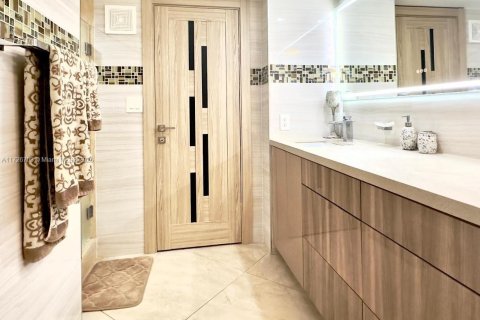 Condominio en venta en Hollywood, Florida, 3 dormitorios, 184.88 m2 № 1476154 - foto 15