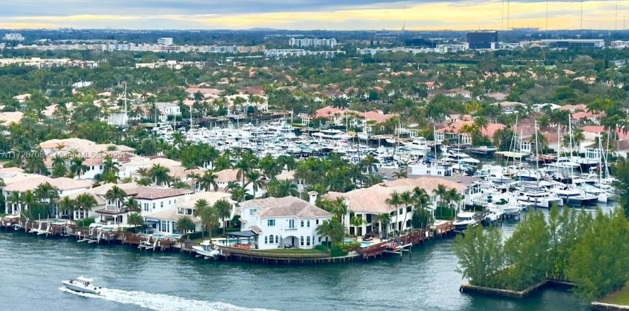 Condominio en Hollywood, Florida, 3 dormitorios  № 1476154