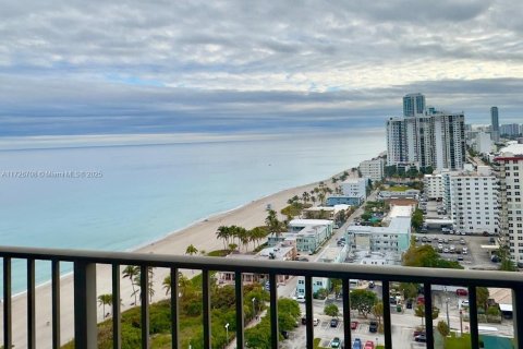 Condominio en venta en Hollywood, Florida, 3 dormitorios, 184.88 m2 № 1476154 - foto 7