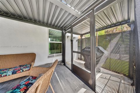 House in Naples, Florida 3 bedrooms, 111.11 sq.m. № 2389678 - photo 18