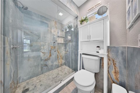 House in Naples, Florida 3 bedrooms, 111.11 sq.m. № 2389678 - photo 7