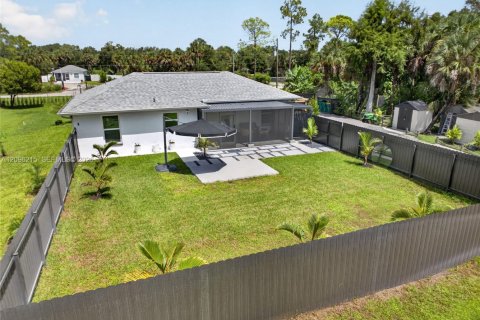 House in Naples, Florida 3 bedrooms, 111.11 sq.m. № 2389678 - photo 30