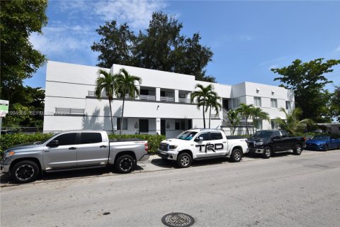 Immobilier commercial à vendre à Miami, Floride № 2055703 - photo 3