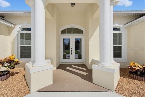 Casa en venta en Weeki Wachee, Florida, 3 dormitorios, 206.34 m2 № 2383530 - foto 6