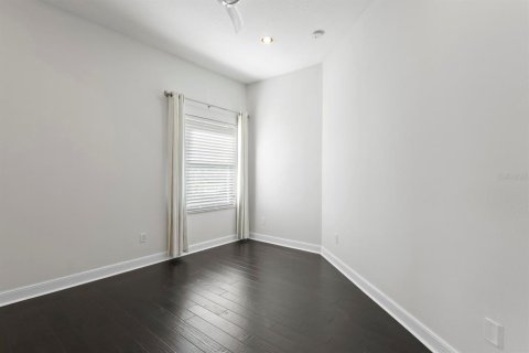 Casa en venta en Apollo Beach, Florida, 4 dormitorios, 447.79 m2 № 2429645 - foto 17