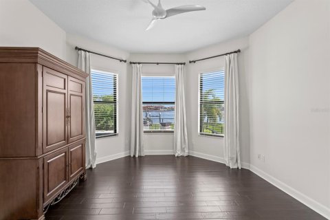 Casa en venta en Apollo Beach, Florida, 4 dormitorios, 447.79 m2 № 2429645 - foto 19