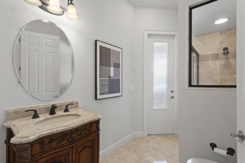 Casa en venta en Apollo Beach, Florida, 4 dormitorios, 447.79 m2 № 2429645 - foto 18