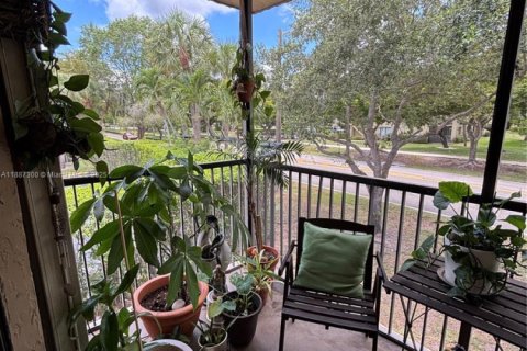 Купить кондоминиум в Уэстон, Флорида 2 спальни, № 1933010 - фото 16