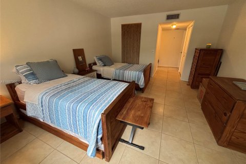 Купить кондоминиум в Уэстон, Флорида 2 спальни, № 1933010 - фото 13