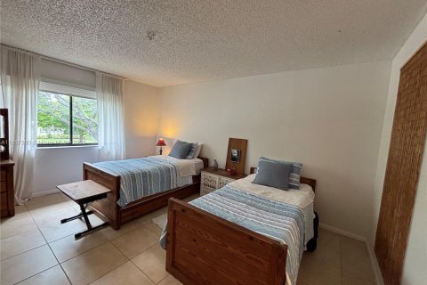 Купить кондоминиум в Уэстон, Флорида 2 спальни, № 1933010 - фото 14