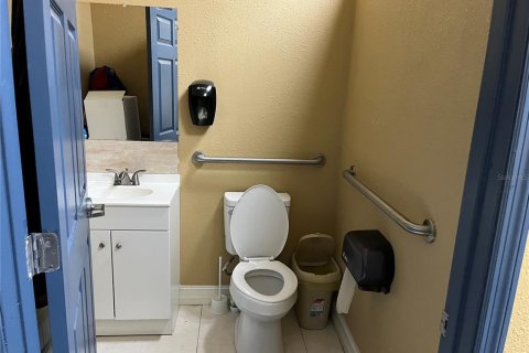 Commercial property in Apopka, Florida 148.64 sq.m. № 2206263 - photo 15