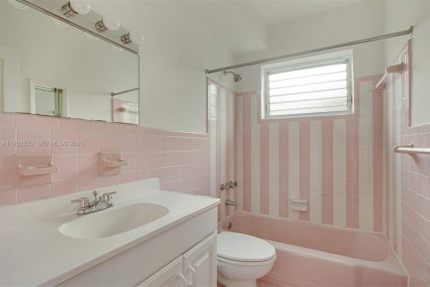 Apartamento en alquiler en Miami Beach, Florida, 41.53 m2 № 2038361 - foto 20