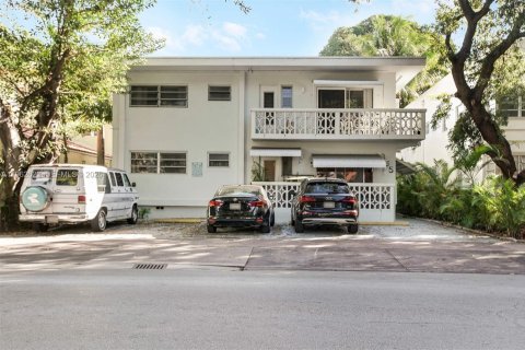 Estudio en Miami Beach, Florida № 2038361