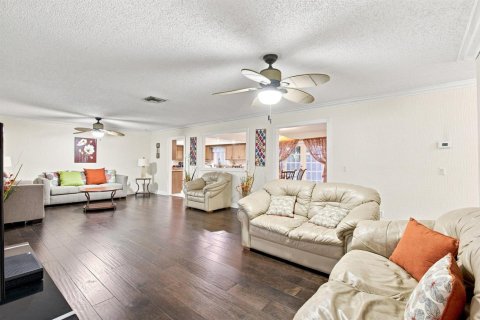 Casa en venta en St. Lucie, Florida, 3 dormitorios, 173.91 m2 № 2332509 - foto 6
