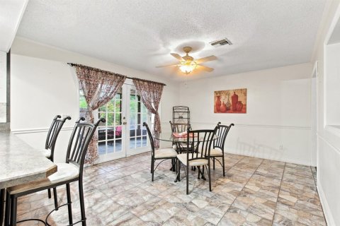 Casa en venta en St. Lucie, Florida, 3 dormitorios, 173.91 m2 № 2332509 - foto 9