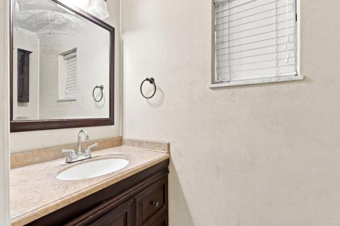 Casa en venta en St. Lucie, Florida, 3 dormitorios, 173.91 m2 № 2332509 - foto 24