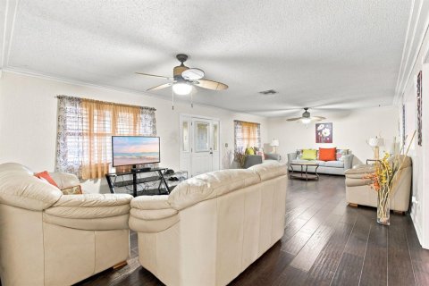 Casa en venta en St. Lucie, Florida, 3 dormitorios, 173.91 m2 № 2332509 - foto 3