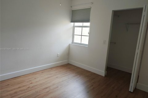 Снять в аренду кондоминиум в Мирамар, Флорида 2 спальни, 111.95м2, № 2036611 - фото 14