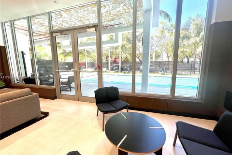 Condo in North Miami Beach, Florida, 2 bedrooms  № 1586976 - photo 29