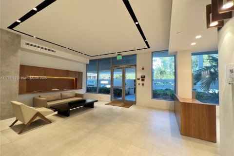 Condo in North Miami Beach, Florida, 2 bedrooms  № 1586976 - photo 27