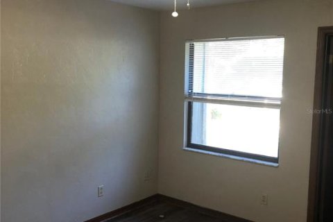 Condominio en alquiler en Gainesville, Florida, 2 dormitorios, 99.41 m2 № 1597882 - foto 9