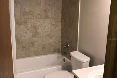 Condominio en alquiler en Gainesville, Florida, 2 dormitorios, 99.41 m2 № 1597882 - foto 15