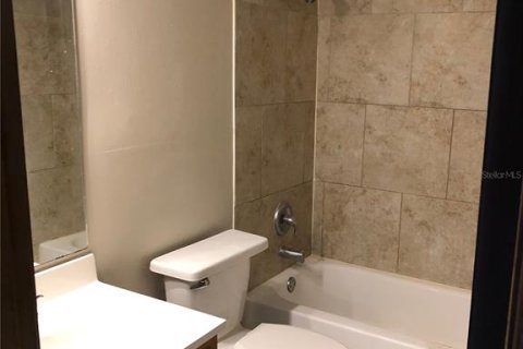 Condominio en alquiler en Gainesville, Florida, 2 dormitorios, 99.41 m2 № 1597882 - foto 11