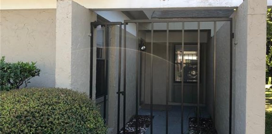 Condominio en Gainesville, Florida, 2 dormitorios № 1597882