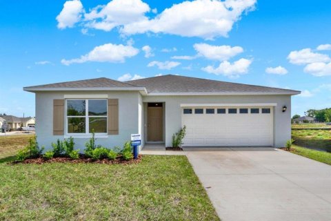 House in Lakeland, Florida 5 bedrooms, 192.96 sq.m. № 1651853 - photo 1
