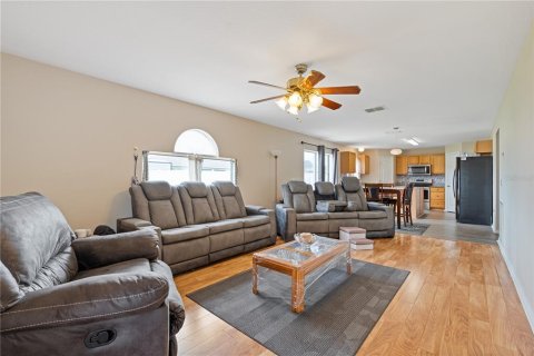 Casa en alquiler en Ocala, Florida, 4 dormitorios, 261.98 m2 № 1917833 - foto 19