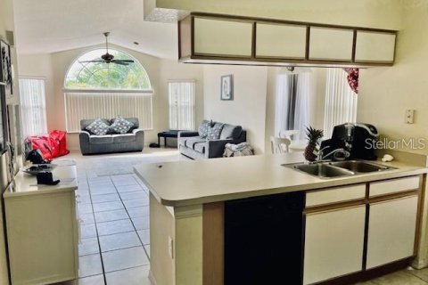 Copropriété à vendre à Kissimmee, Floride: 3 chambres, 128.3 m2 № 2408626 - photo 6
