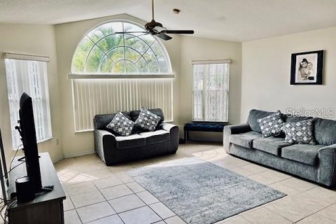 Copropriété à vendre à Kissimmee, Floride: 3 chambres, 128.3 m2 № 2408626 - photo 4