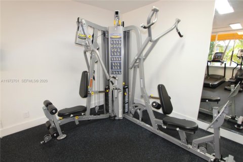 Condominio en alquiler en Miami, Florida, 2 dormitorios, 71.91 m2 № 2033046 - foto 19